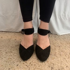 impo black fabric heels. Women’s size 10M